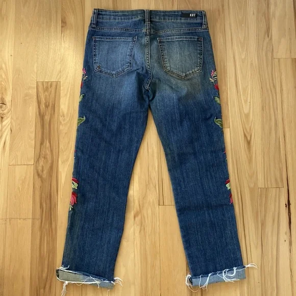Kut from the Kloth Reese ankle straight embroidered jeans size 2 EUC - Picture 5 of 8
